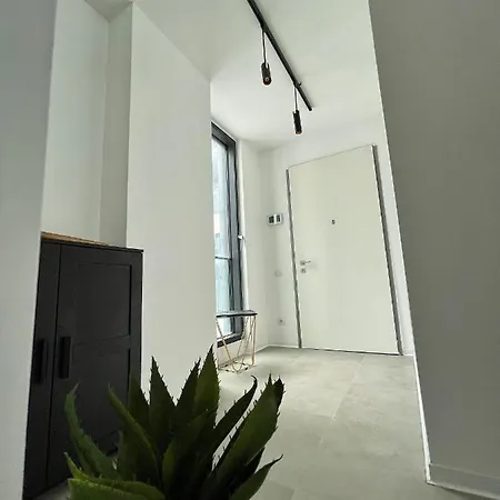 Luxury By One Hotel Mamaia