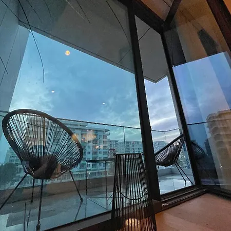 Luxury By One Mamaia