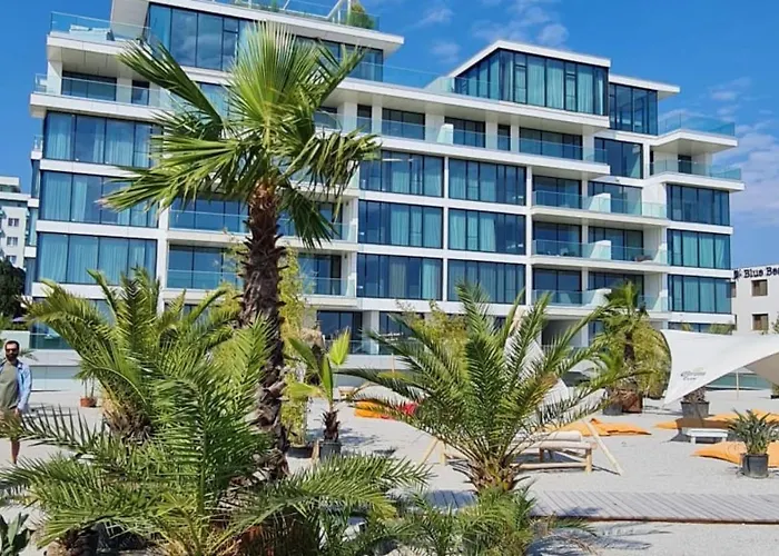 Luxury By One Hotel Mamaia