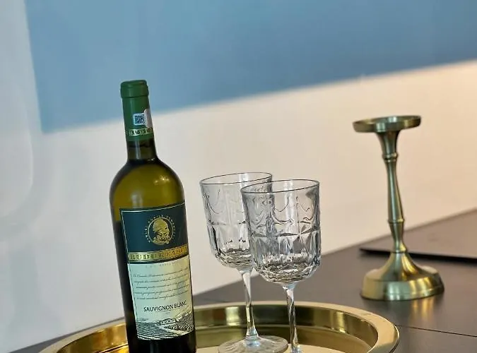 Luxury By One Hotel *