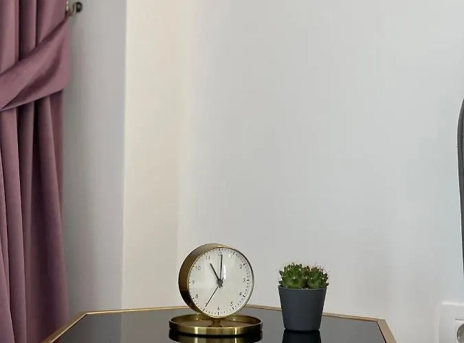 Luxury By One * Mamaia