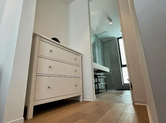 Luxury By One * Mamaia